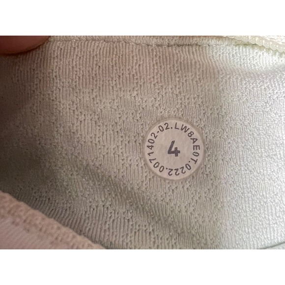 Lululemon Pace Rival Mid Rise Skirt Lemon Sorbet Size 4 Athletic Tennis Long EUC - Picture 9 of 9